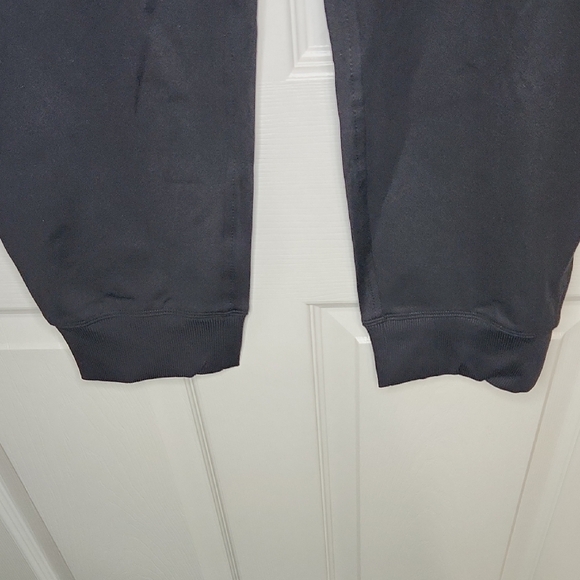Black Jogger Sweatpants with Elastic Waistband - Picture 3 of 6